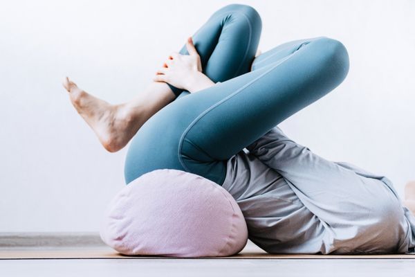 Cómo aliviar el dolor de cadera con yoga
